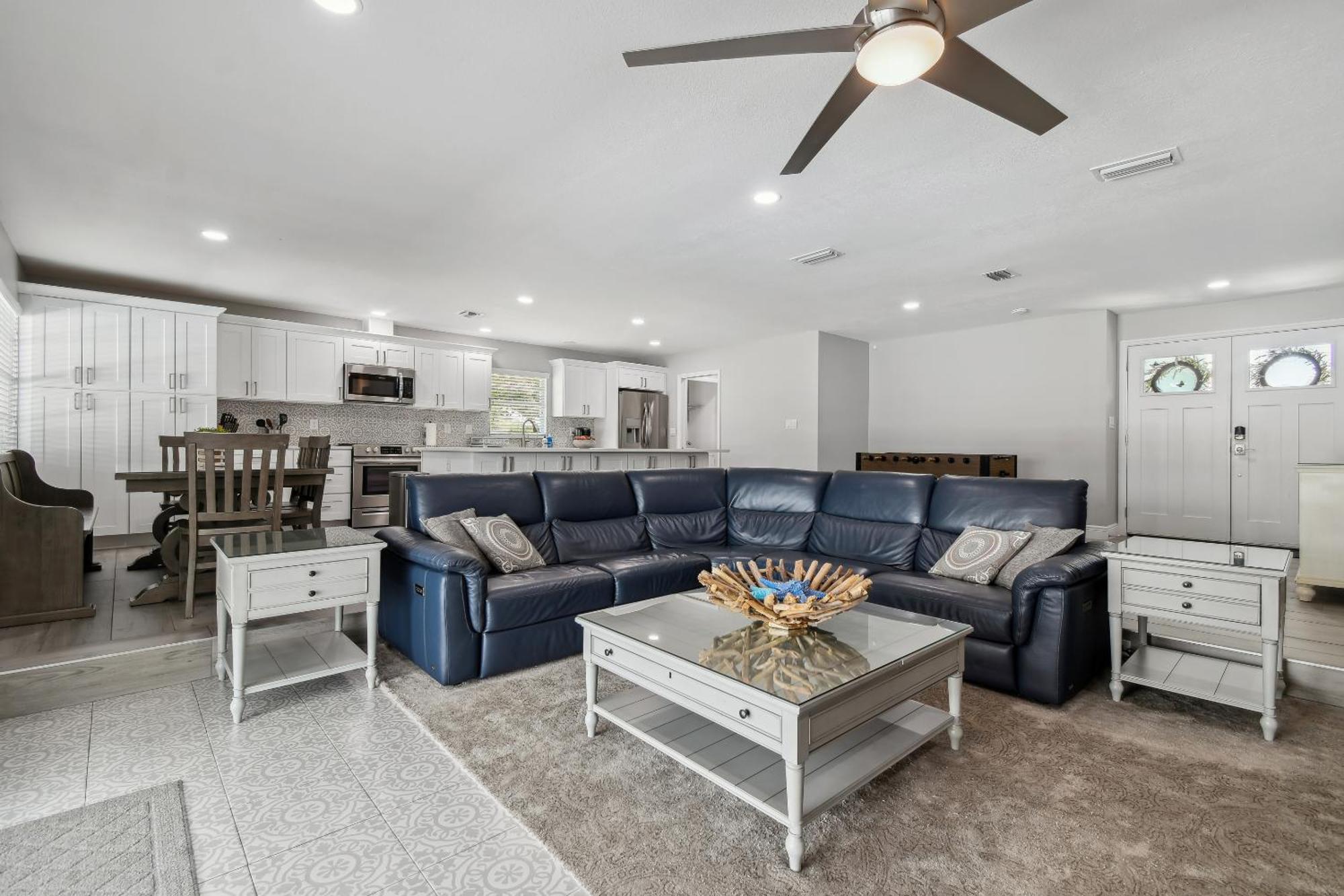 Lake House Westchase Area. Heated Pool Waterfront! แทมปา ภายนอก รูปภาพ