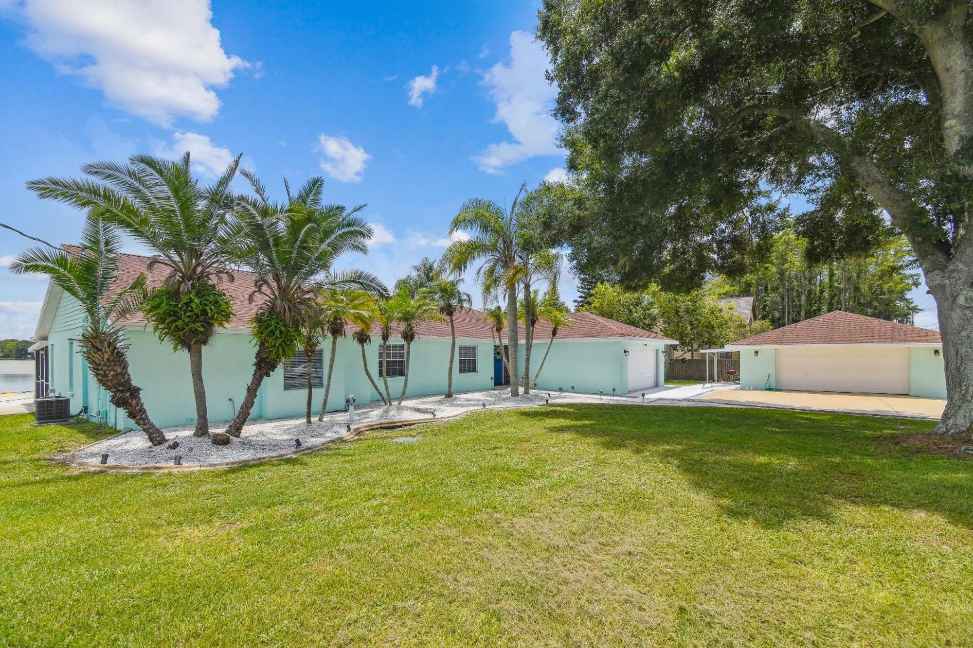 Lake House Westchase Area. Heated Pool Waterfront! แทมปา ภายนอก รูปภาพ