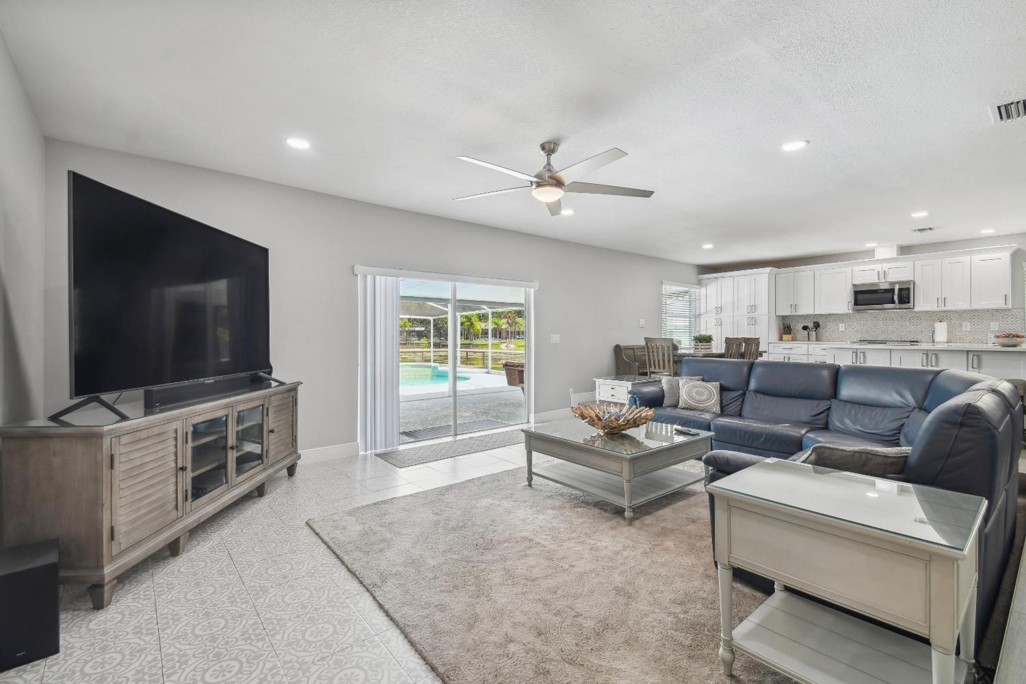 Lake House Westchase Area. Heated Pool Waterfront! แทมปา ภายนอก รูปภาพ