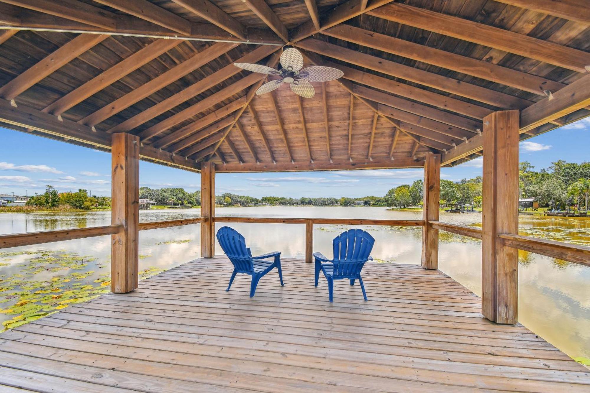Lake House Westchase Area. Heated Pool Waterfront! แทมปา ภายนอก รูปภาพ