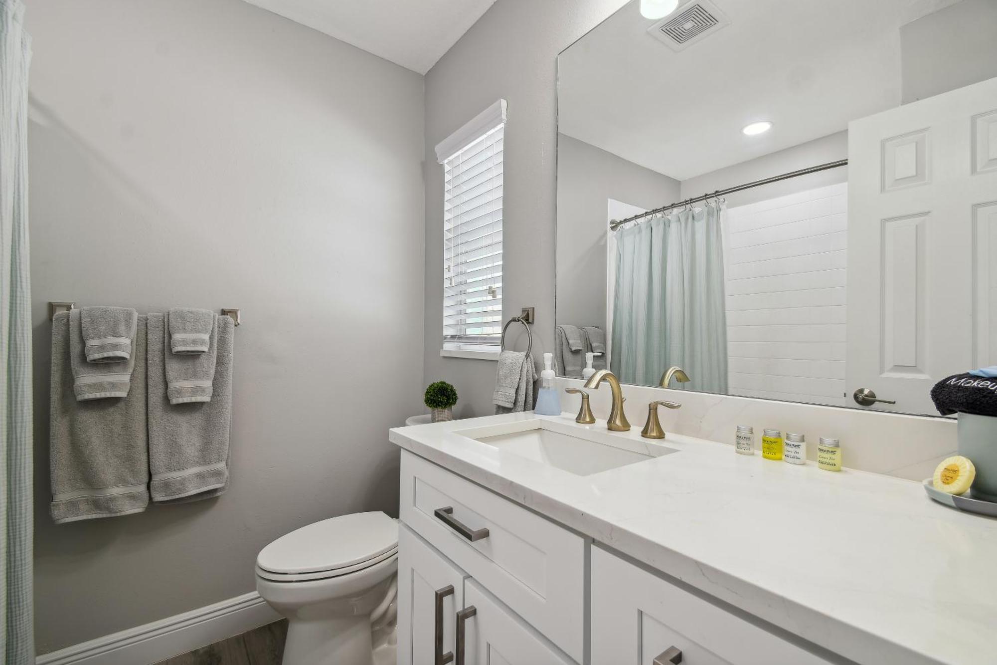 Lake House Westchase Area. Heated Pool Waterfront! แทมปา ภายนอก รูปภาพ
