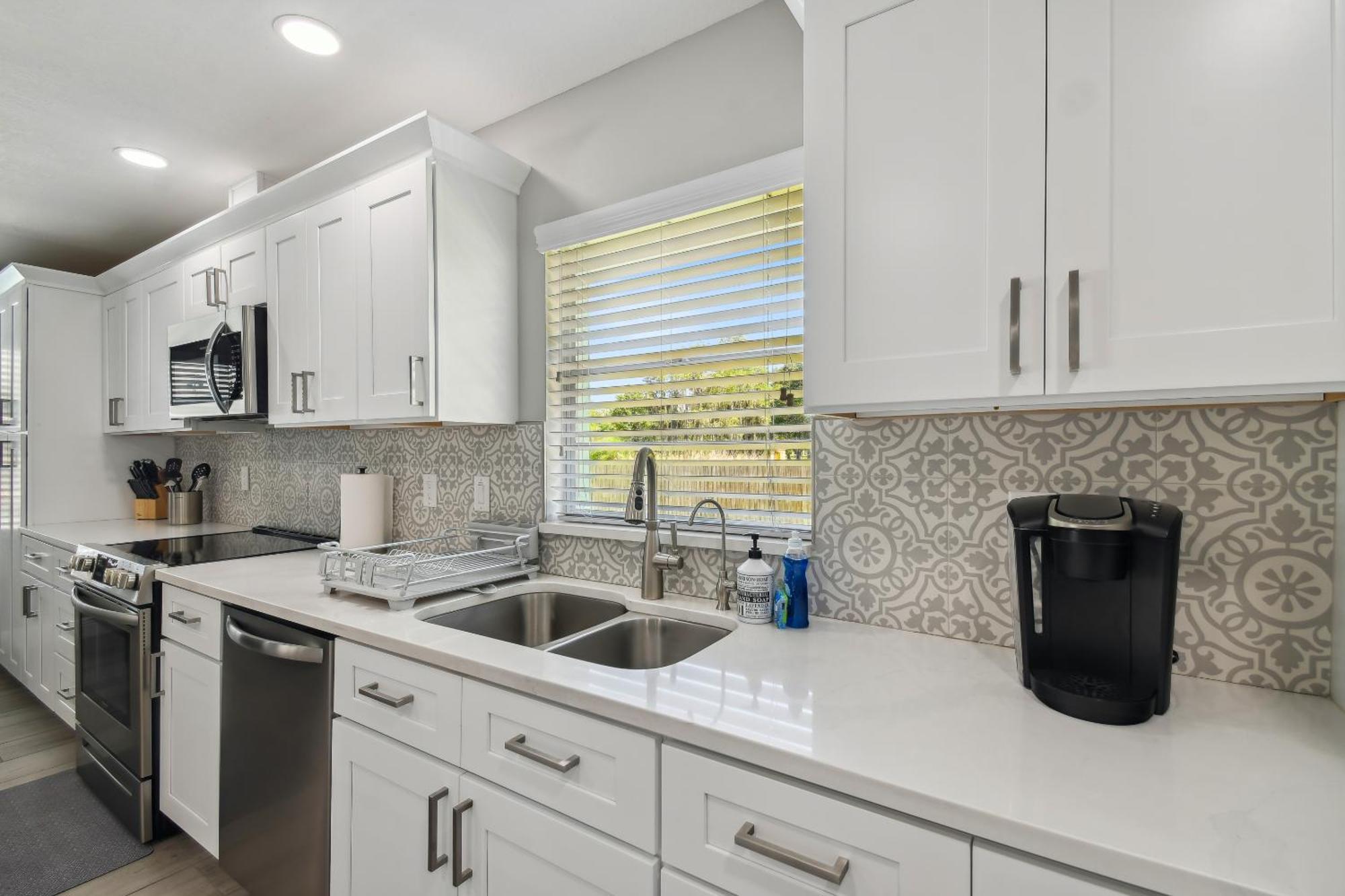 Lake House Westchase Area. Heated Pool Waterfront! แทมปา ภายนอก รูปภาพ