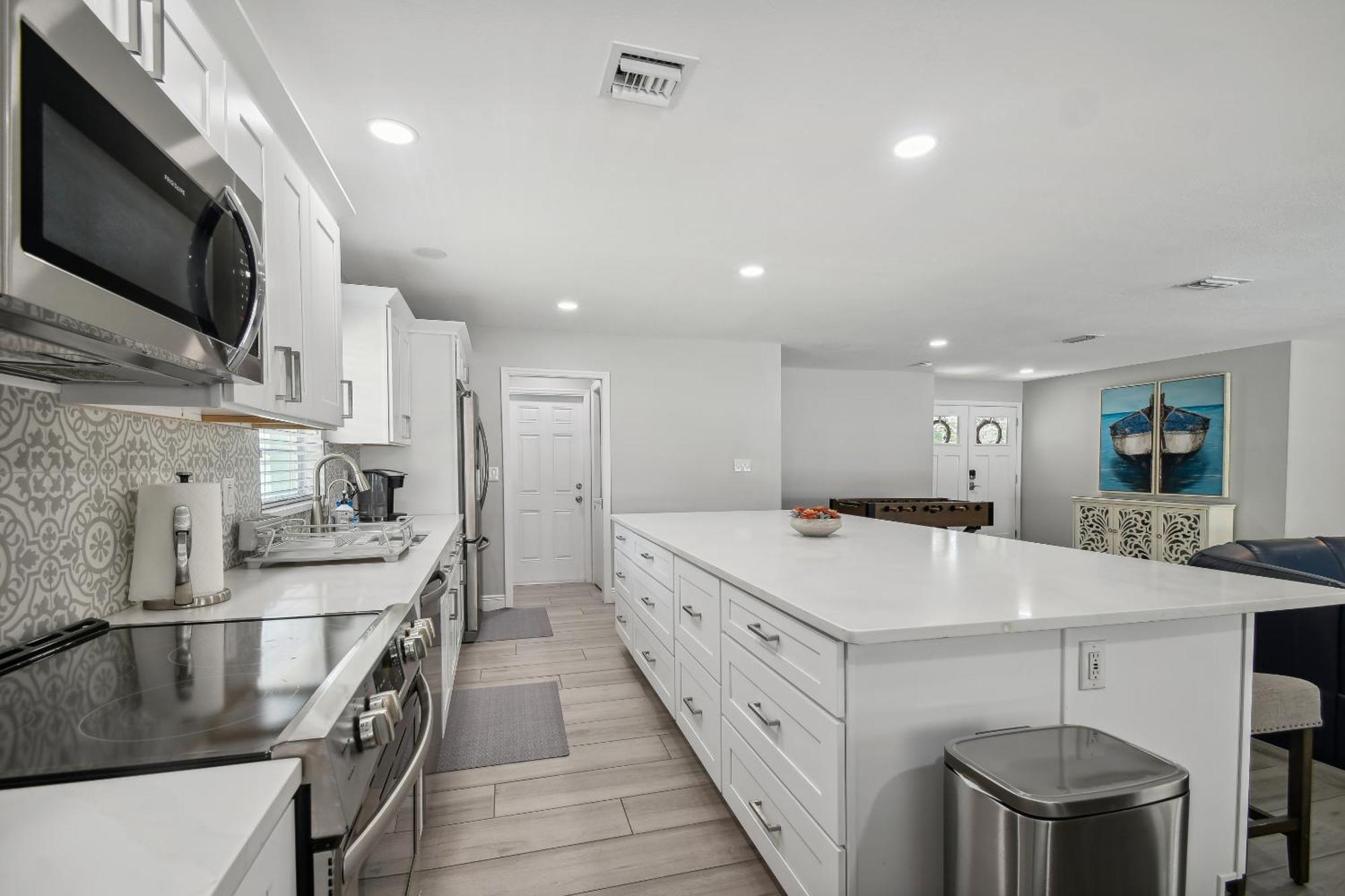 Lake House Westchase Area. Heated Pool Waterfront! แทมปา ภายนอก รูปภาพ