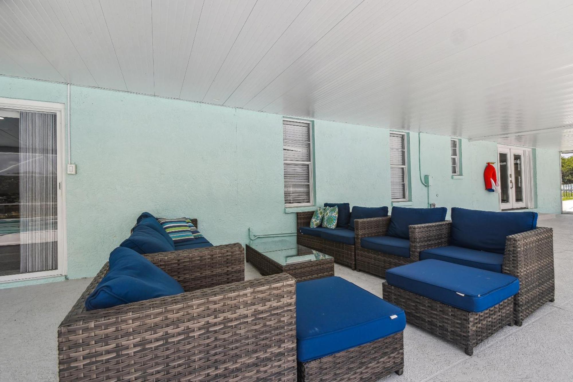 Lake House Westchase Area. Heated Pool Waterfront! แทมปา ภายนอก รูปภาพ